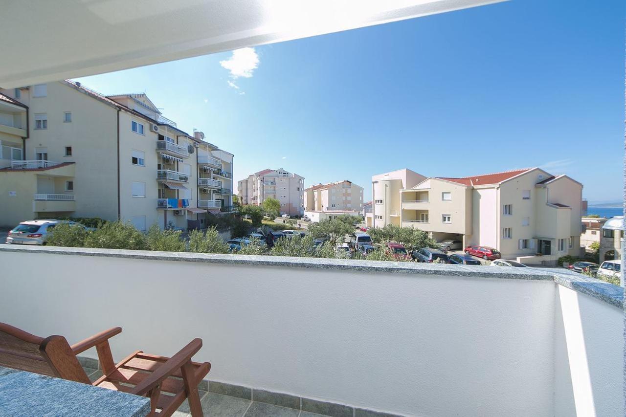 Apartments Sanja Baska Voda Luaran gambar
